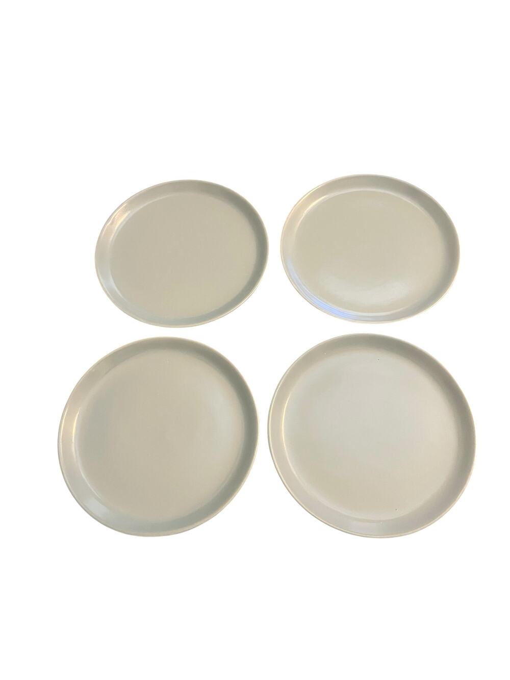 Crate & Barrel Blue Round Appetizer Plates Set of 4
